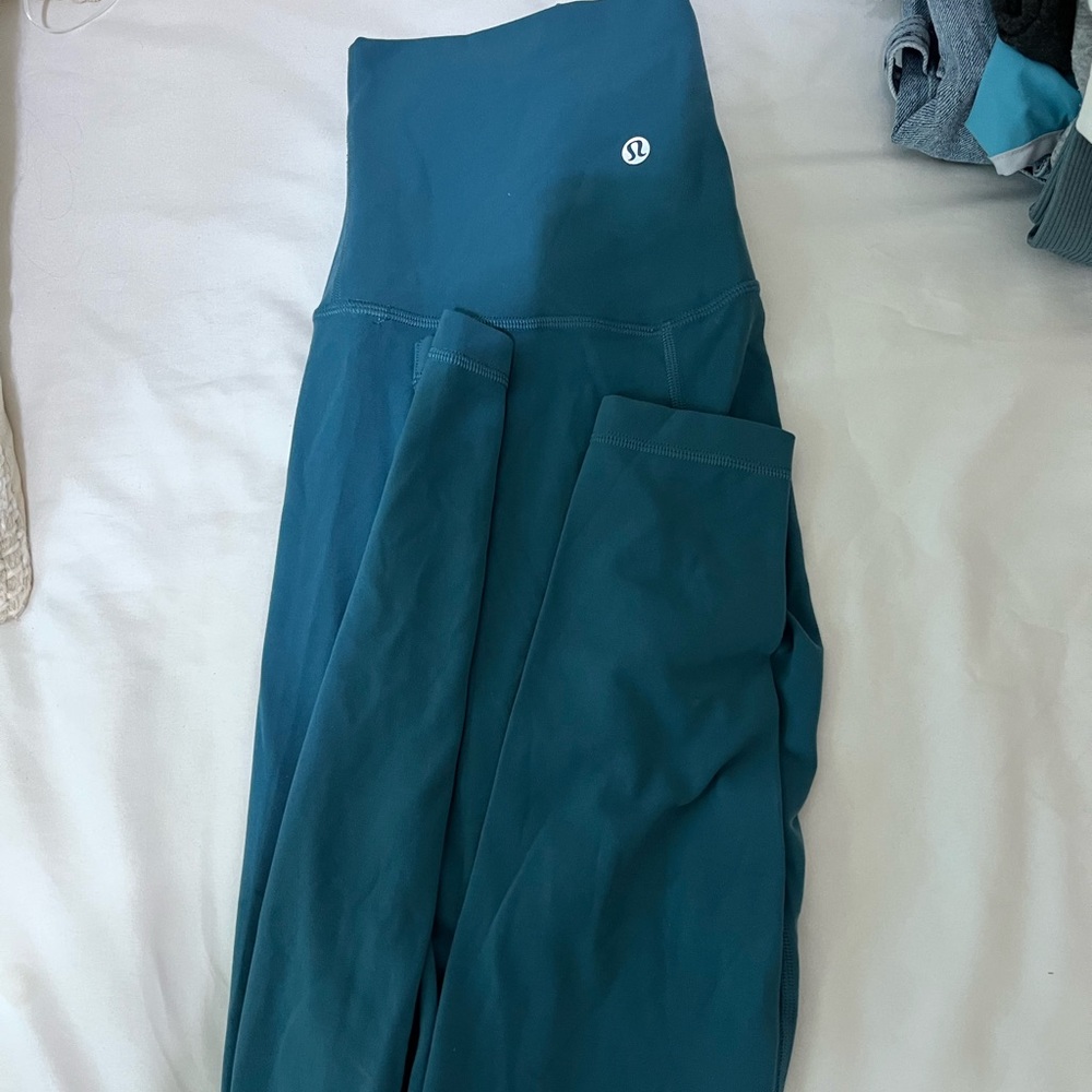 Blue lululemon leggings